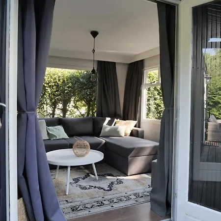 Gezellige Met Airco En Vele Faciliteiten! * בארלה-נוסאו