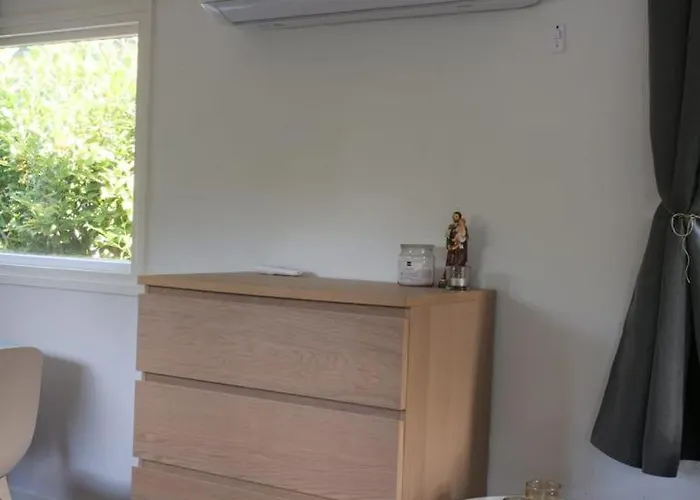 مكان تخييم Gezellige Met Airco En Vele Faciliteiten!