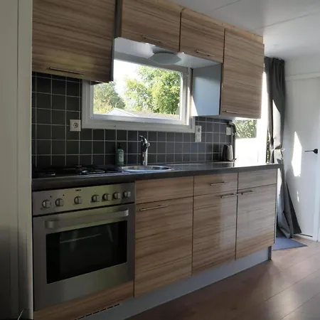 Gezellige Met Airco En Vele Faciliteiten!