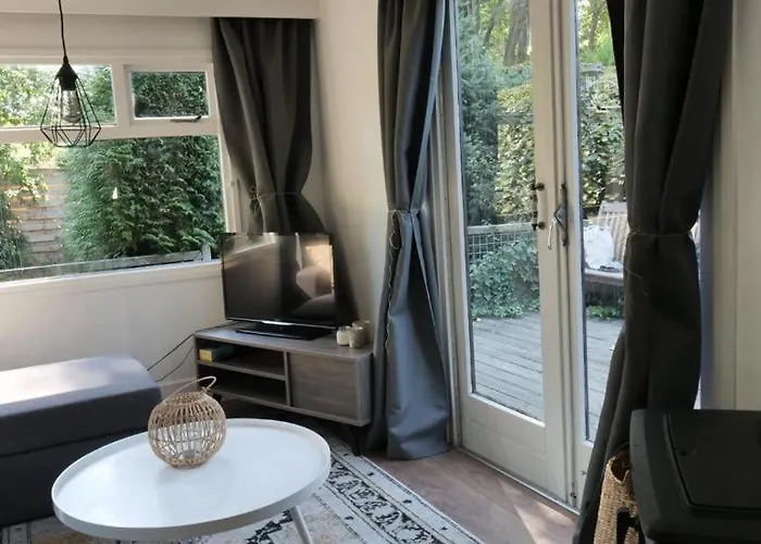 Gezellige Met Airco En Vele Faciliteiten! Кемпинг